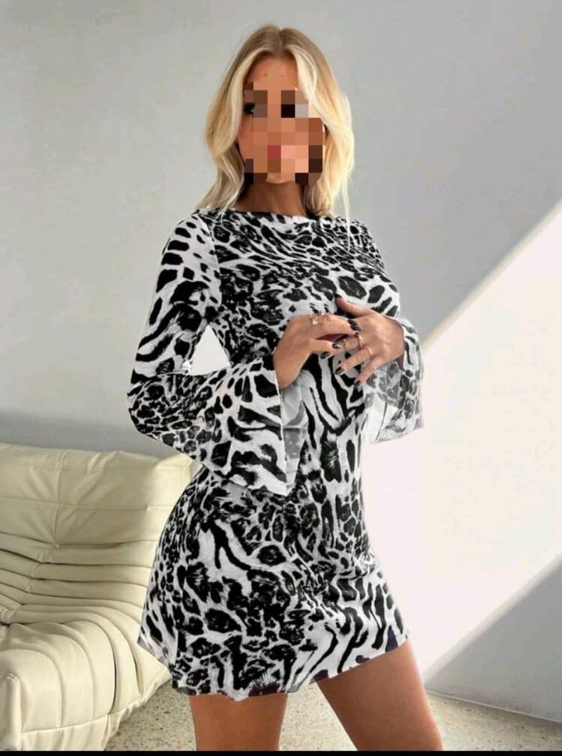 CHARLOTTE photo 1