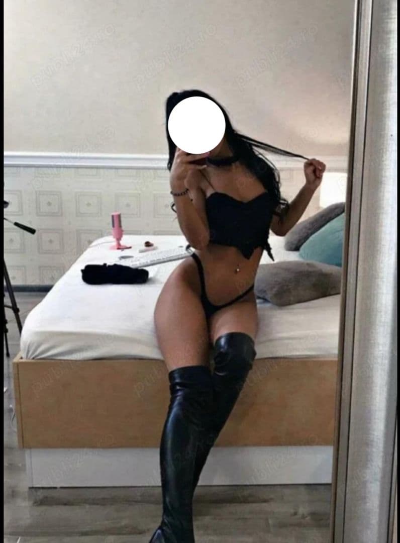 FRANCESCA photo 2